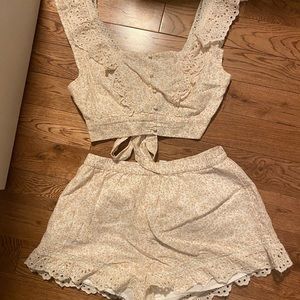 AE Tan Floral Print set